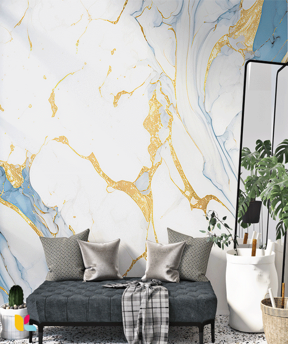 Papier Peint Effet Marbre Blanc avec Veines Dorées et Nuances Bleues