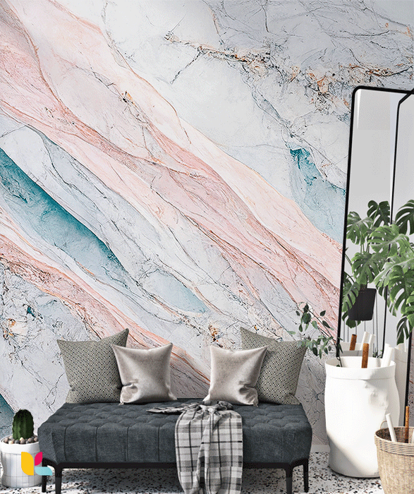 Papier Peint Effet Marbre Blanc avec Veines Rosées et Subtiles Nuances de Bleu