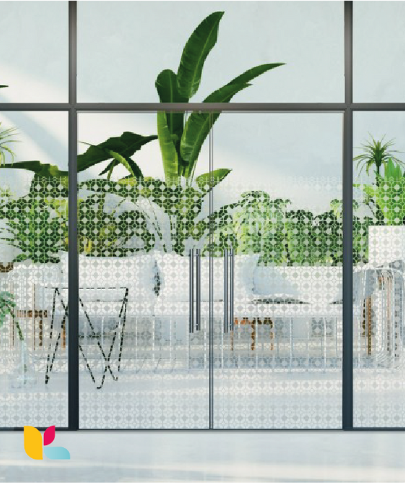 Film décoratif adhésif Réflective INT710 – Motif géométrique élégant pour vitrage